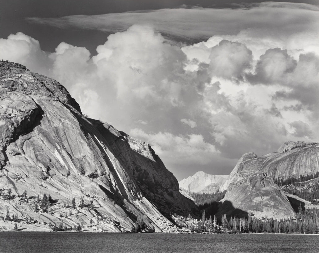 LAKE TENAYA, YOSEMITE NATIONAL PARK