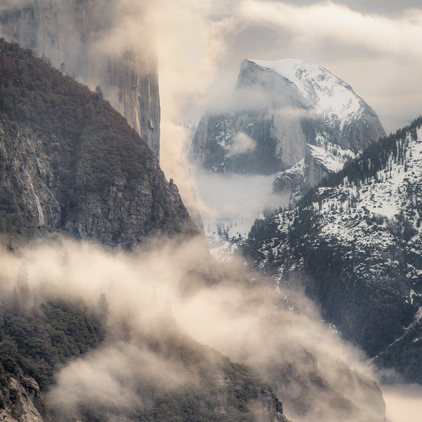 Clinging Clouds, Dawn, Yosemite National Park Shop Keith Walklet 